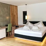 Hotel Postillion Am Millstatt