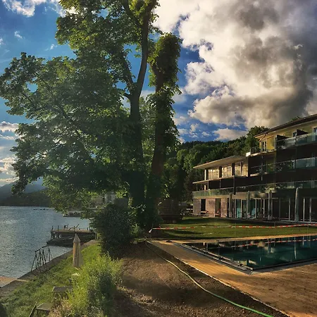 Hotell Postillion Am 4*