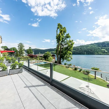Villa Postillion Am See Hotel