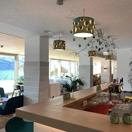 Villa Postillion Am See Hotel 4*
