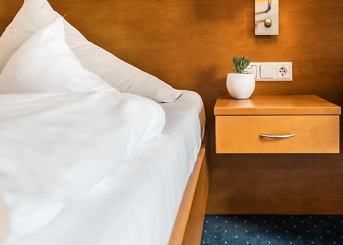 Hotel Postillion Am 4*