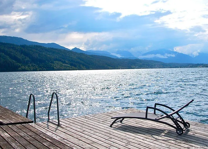 Villa Postillion Am See Hotel